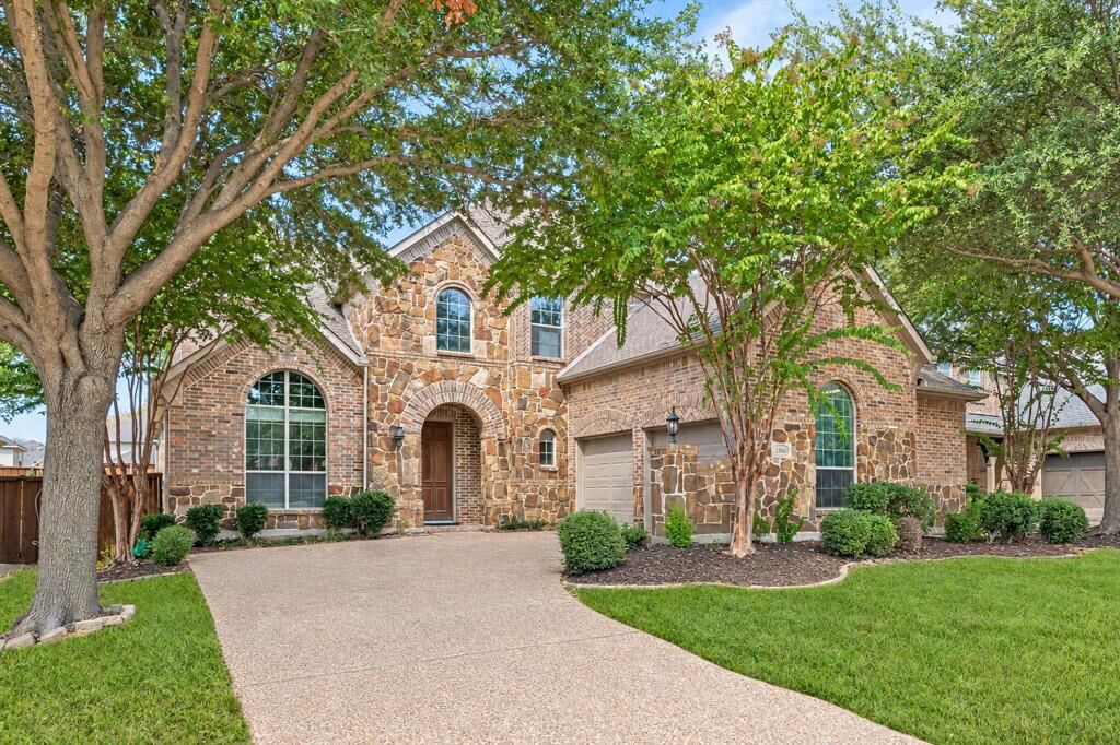 Property Photo:  1303 Kerrville Drive  TX 75013 