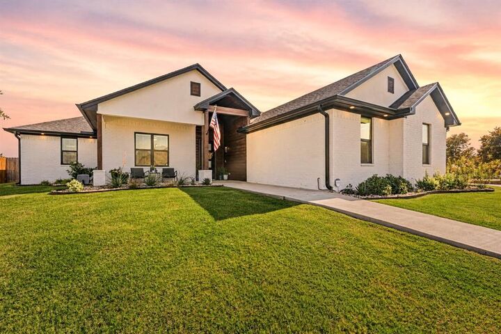 Property Photo:  149 Water View Lane  TX 76706 