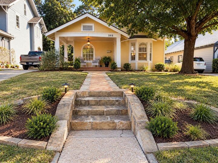 Property Photo:  5818 Richmond Avenue  TX 75206 