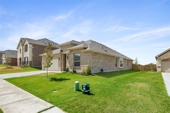 Property Photo:  2908 Edgerton Road  TX 76179 