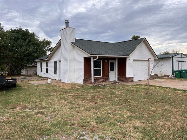 Property Photo: 1275 Massey Street AR 72722