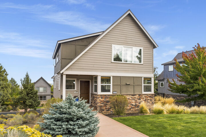 Property Photo:  328 Parks Loop  OR 97756 