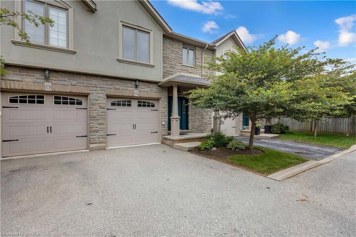 Property Photo:  12 Brantwood Park Road C2  ON N3P 1G2 