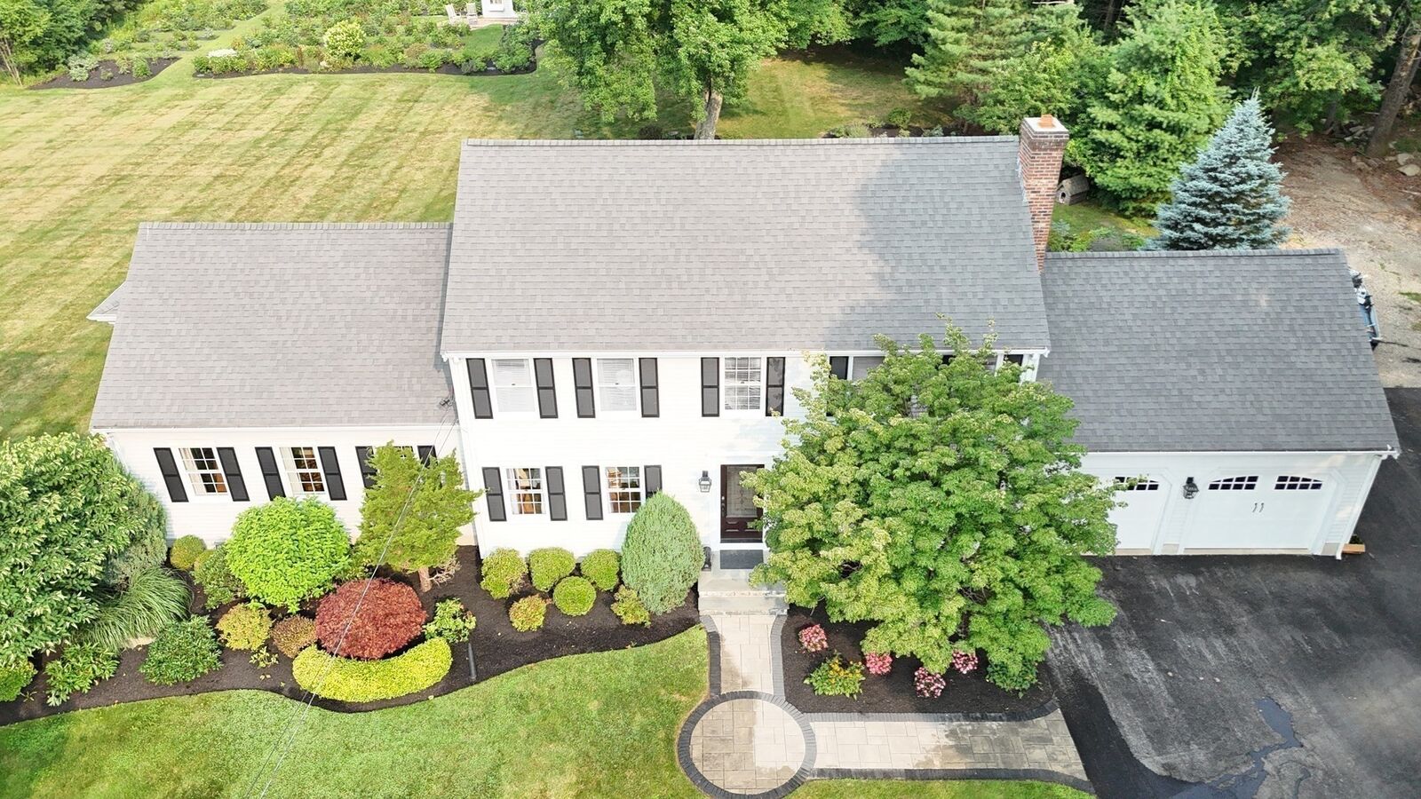 Property Photo:  82 Bellingham Rd  MA 01504 