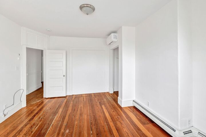 Property Photo:  866 Huntington St 3  MA 02115 