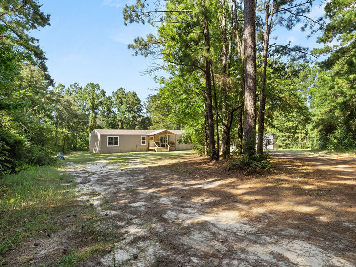 Property Photo:  170 Foxy  LA 71403 