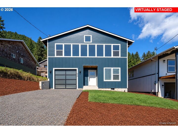 Property Photo: 604 Evergreen Ave OR 97118