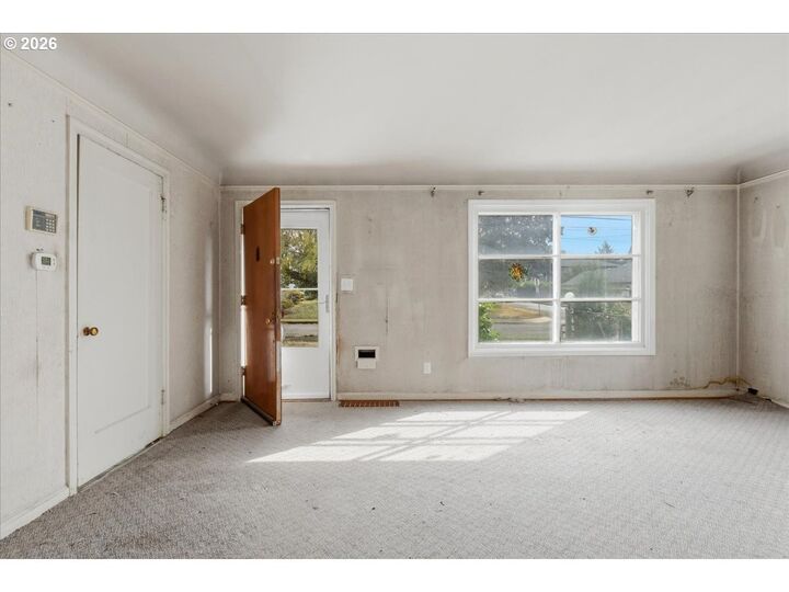 Property Photo:  3545 SE 74th Ave  OR 97206 