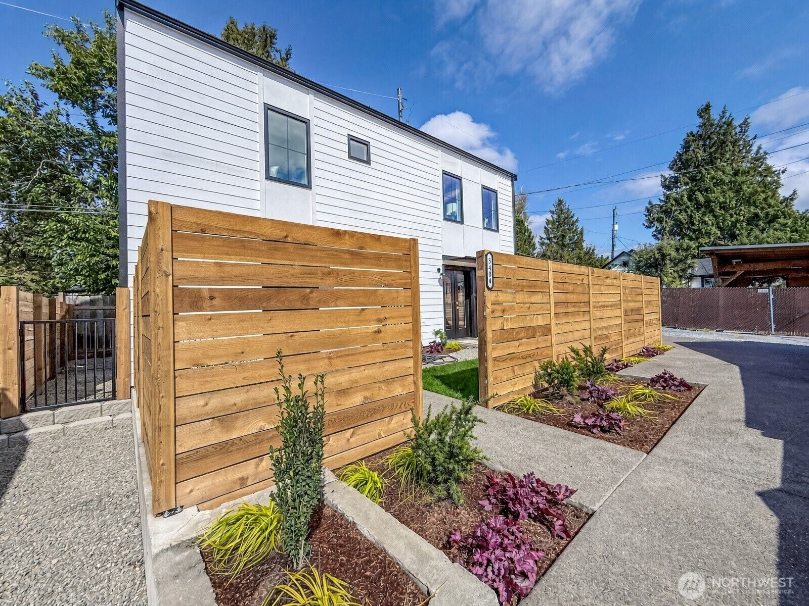 Property Photo: 5404 20th Avenue S WA 98108