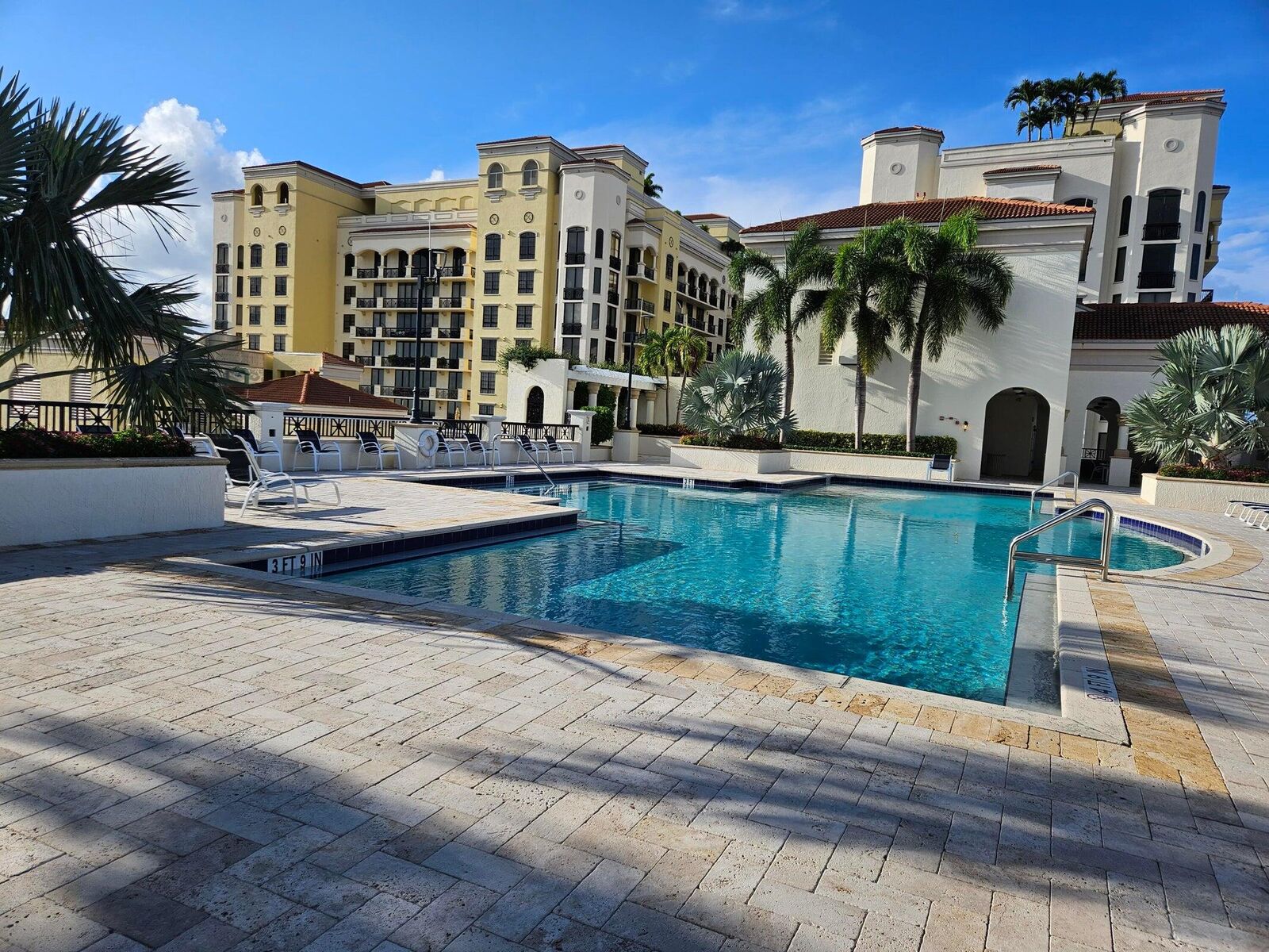 Property Photo:  801 S Olive Avenue 437  FL 33401 
