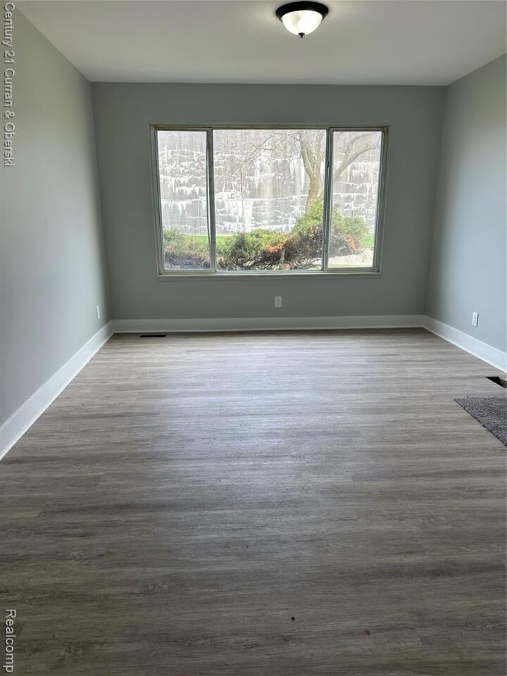 Property Photo: 1113 Montie Road MI 48146
