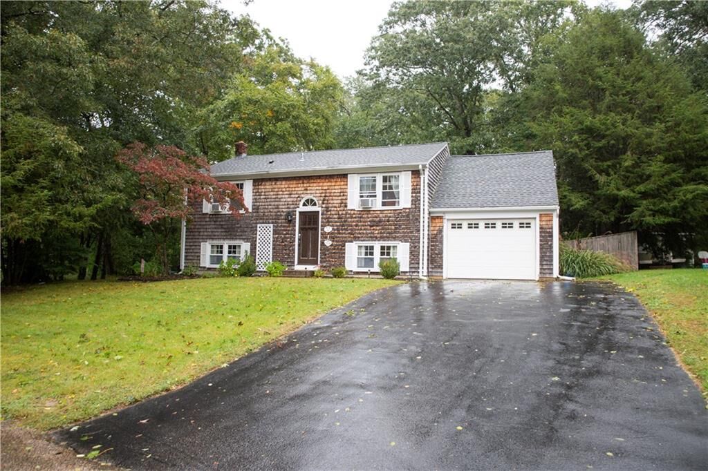 Property Photo:  13 Sleepy Hollow Court  RI 02891 