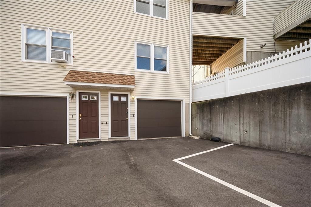 Property Photo:  10 Burleigh Street 3  RI 02904 
