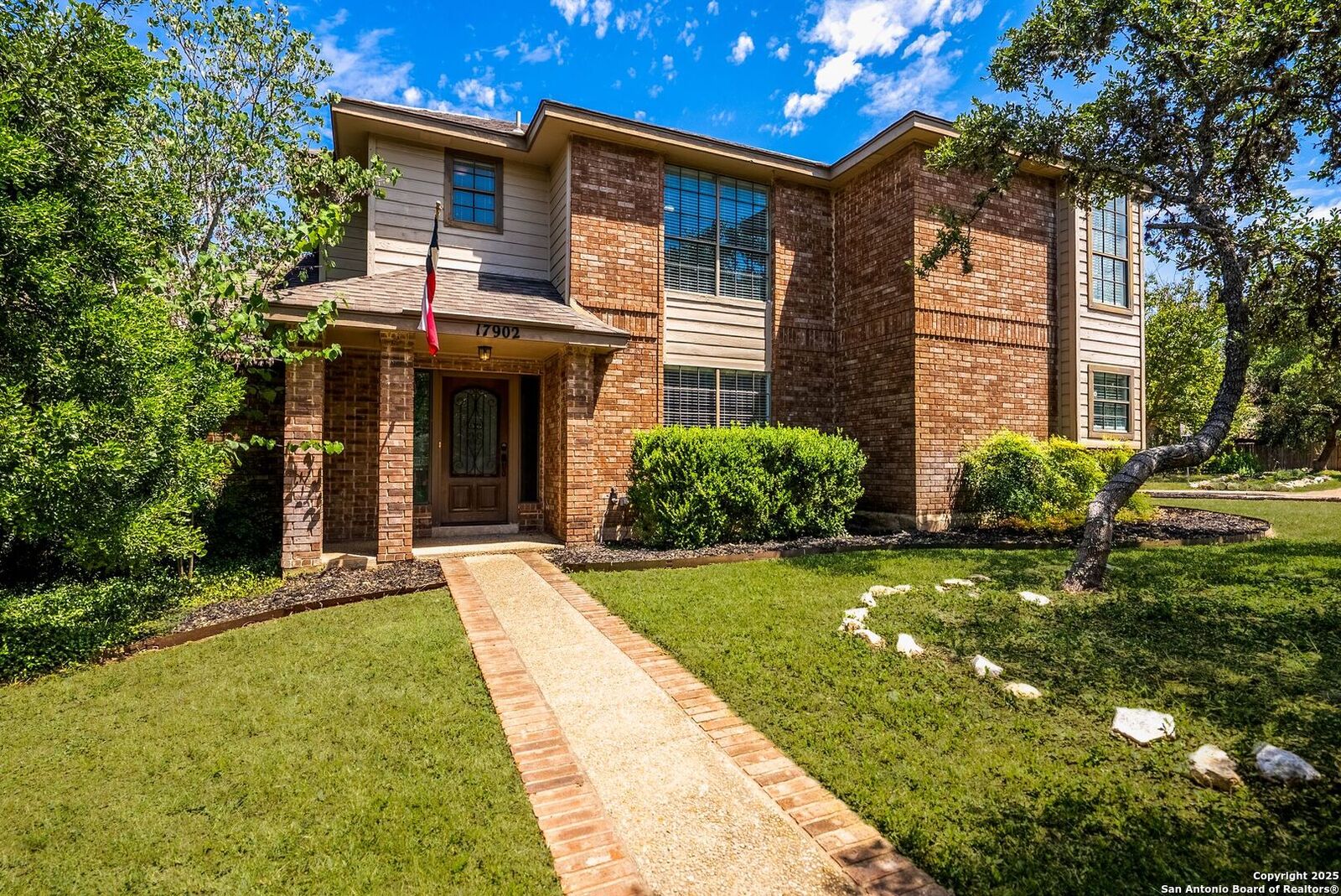 Property Photo:  17902 Crystal Knl  TX 78258 