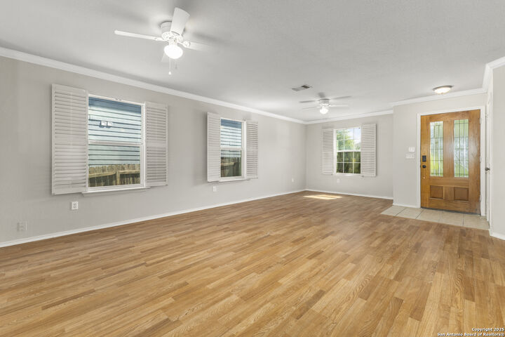 Property Photo:  7903 Copper Brk  TX 78109 