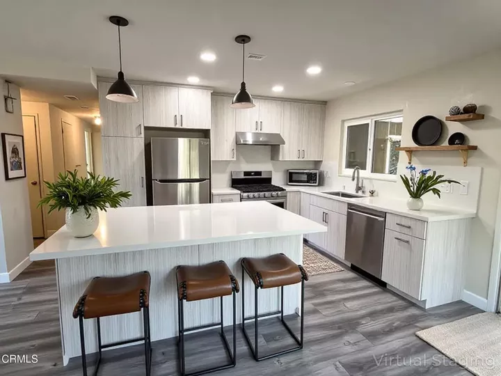 Property Photo: 1730 W Hemlock Street CA 93035