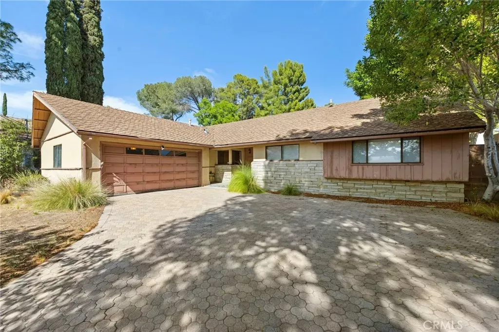 Property Photo:  12324 Woodley  CA 91344 