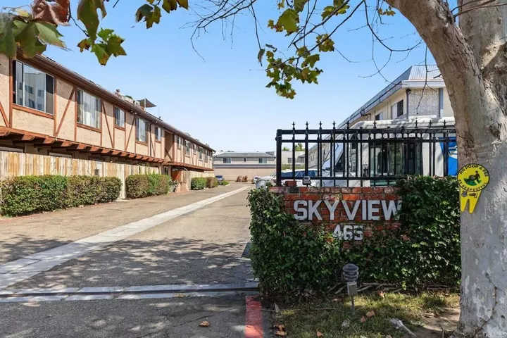 Property Photo: 465 Fourth Avenue 10 CA 91910