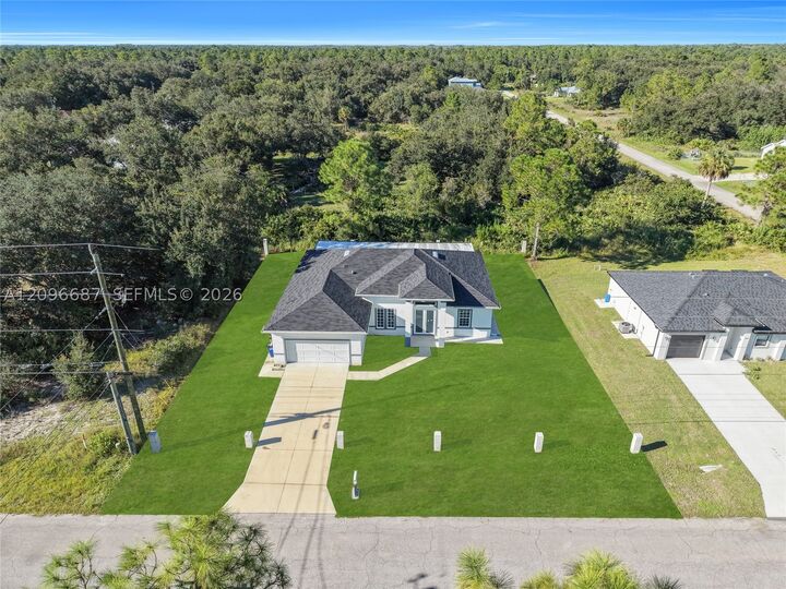Property Photo: 105 E 15th St FL 33972