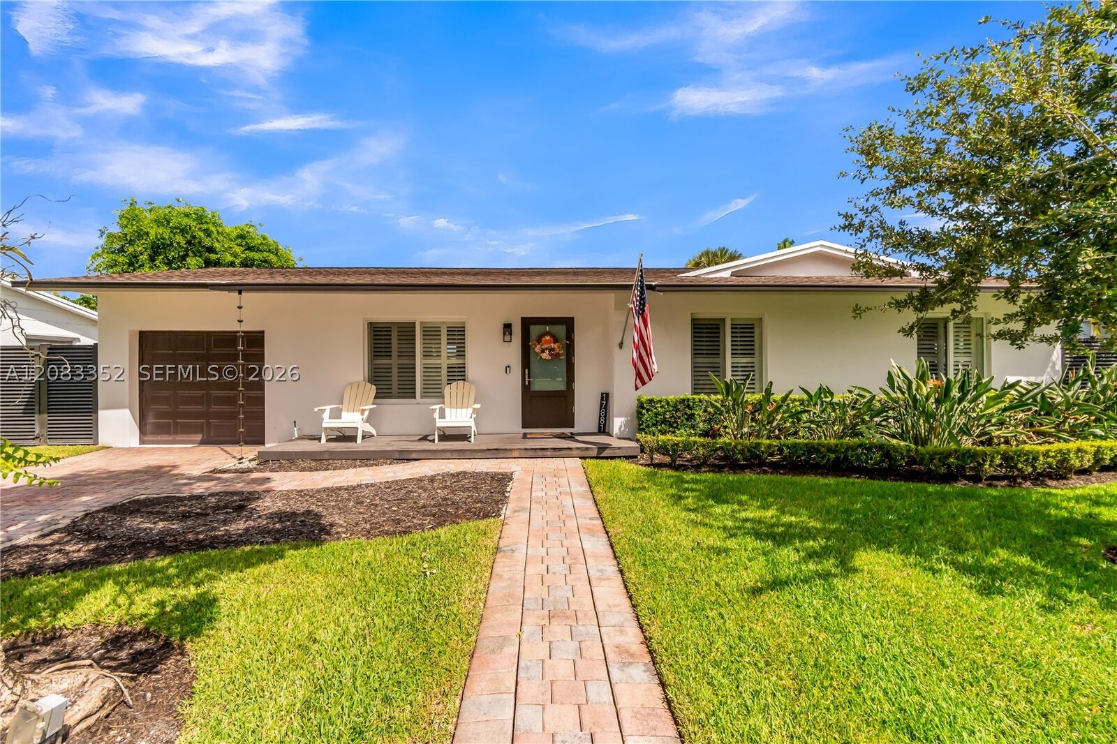 Property Photo: 17881 SW 91st Ave FL 33157