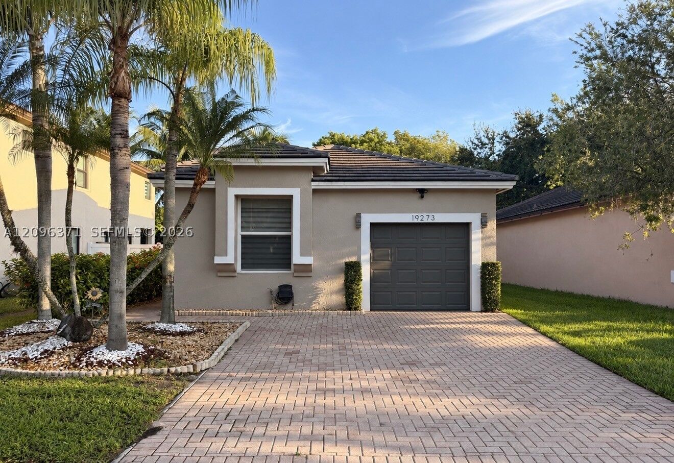 Property Photo:  19273 NW 14th St 19273  FL 33029 
