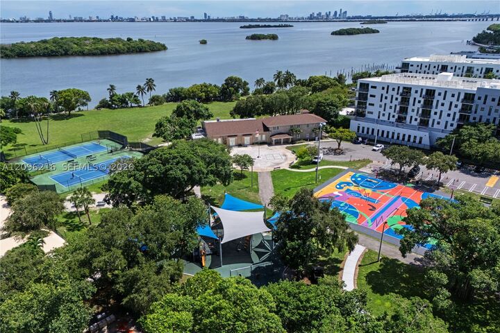 Property Photo:  696 NE 67th St  FL 33138 