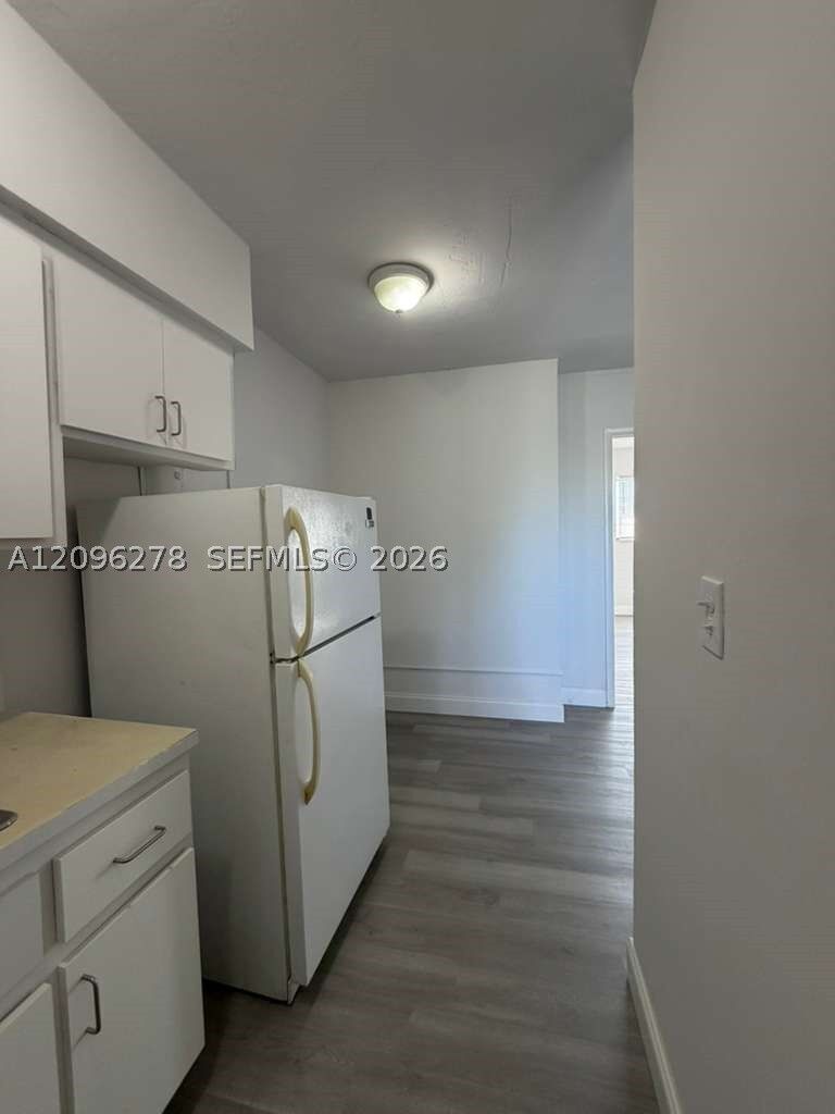 Property Photo:  1642 SW 7th St 5  FL 33135 