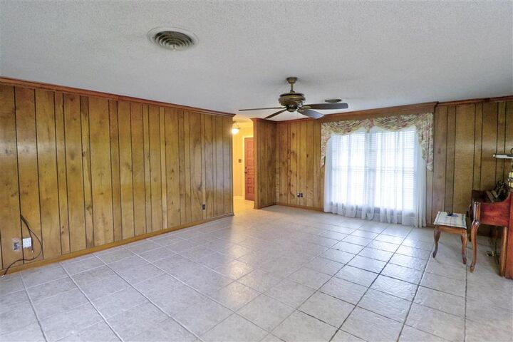 Property Photo: 4005 Evergreen St Street LA 70605
