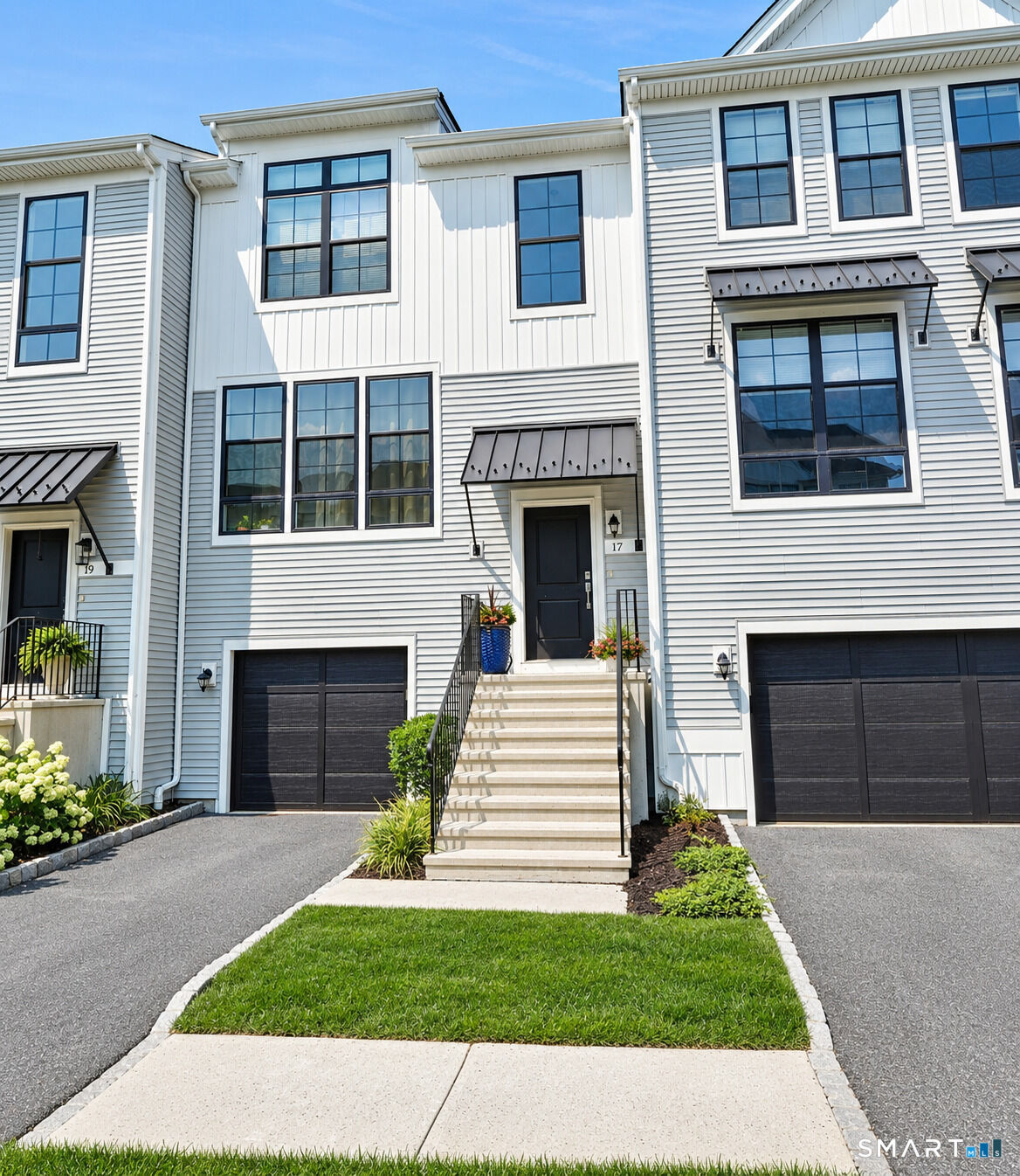 Property Photo:  17 Brentwood Circle 17  CT 06810 
