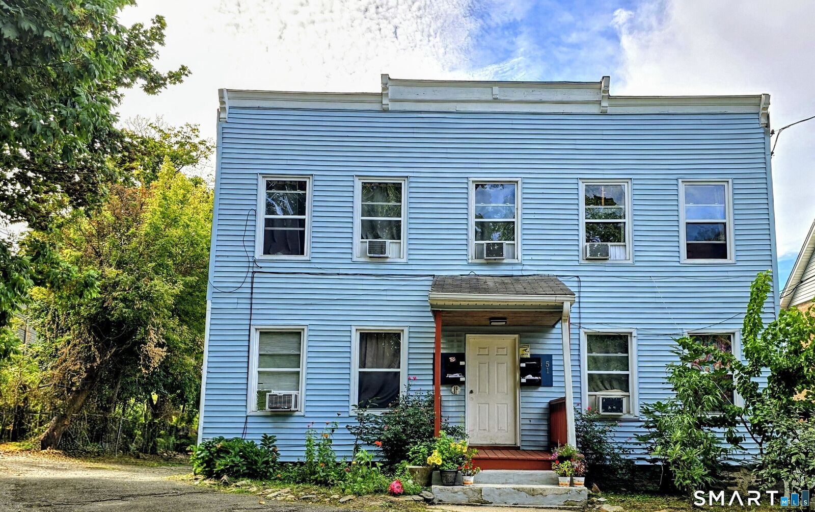 Property Photo:  51 Brown Avenue  CT 06902 