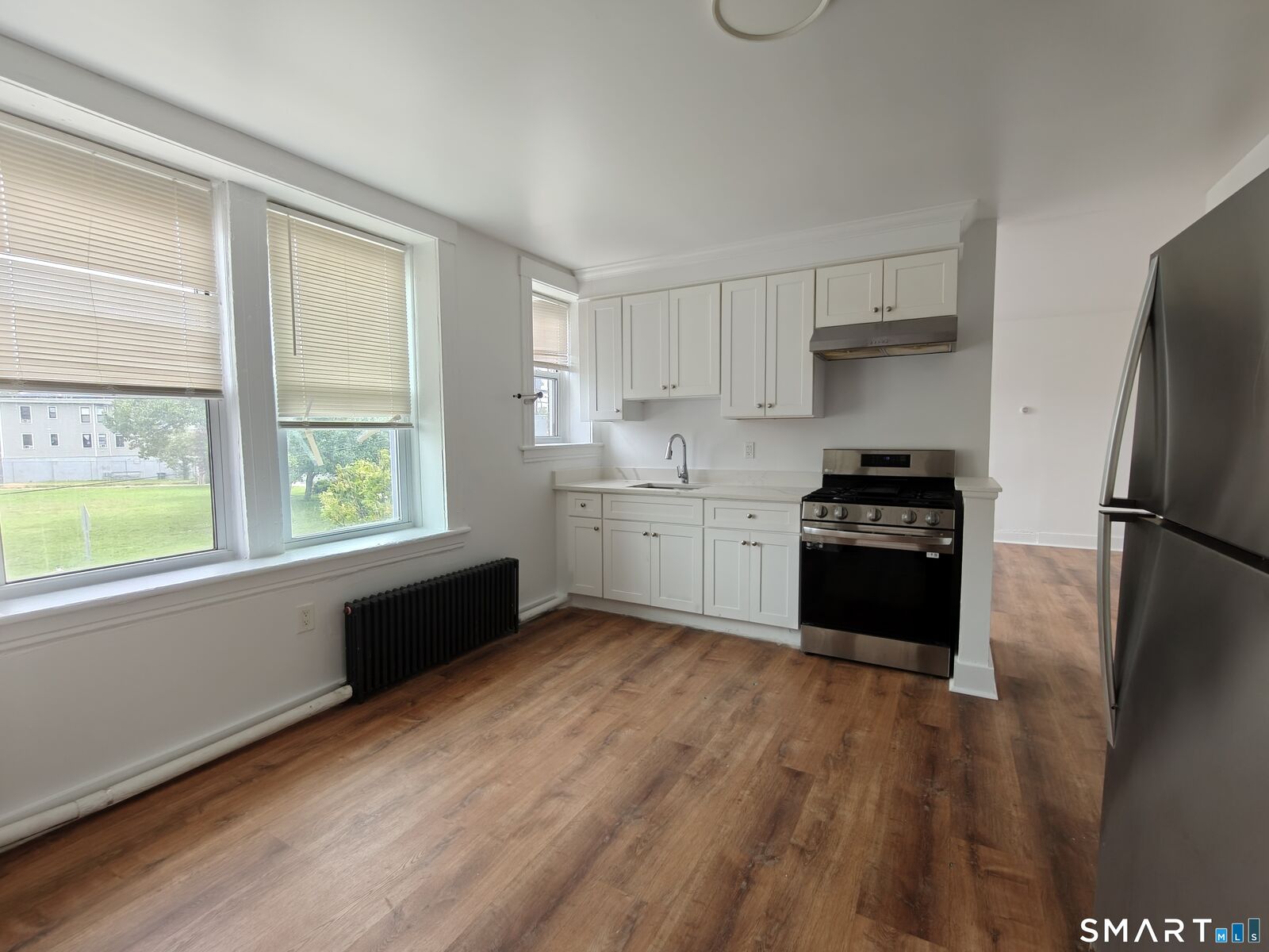 Property Photo:  1220 State Street 2  CT 06605 