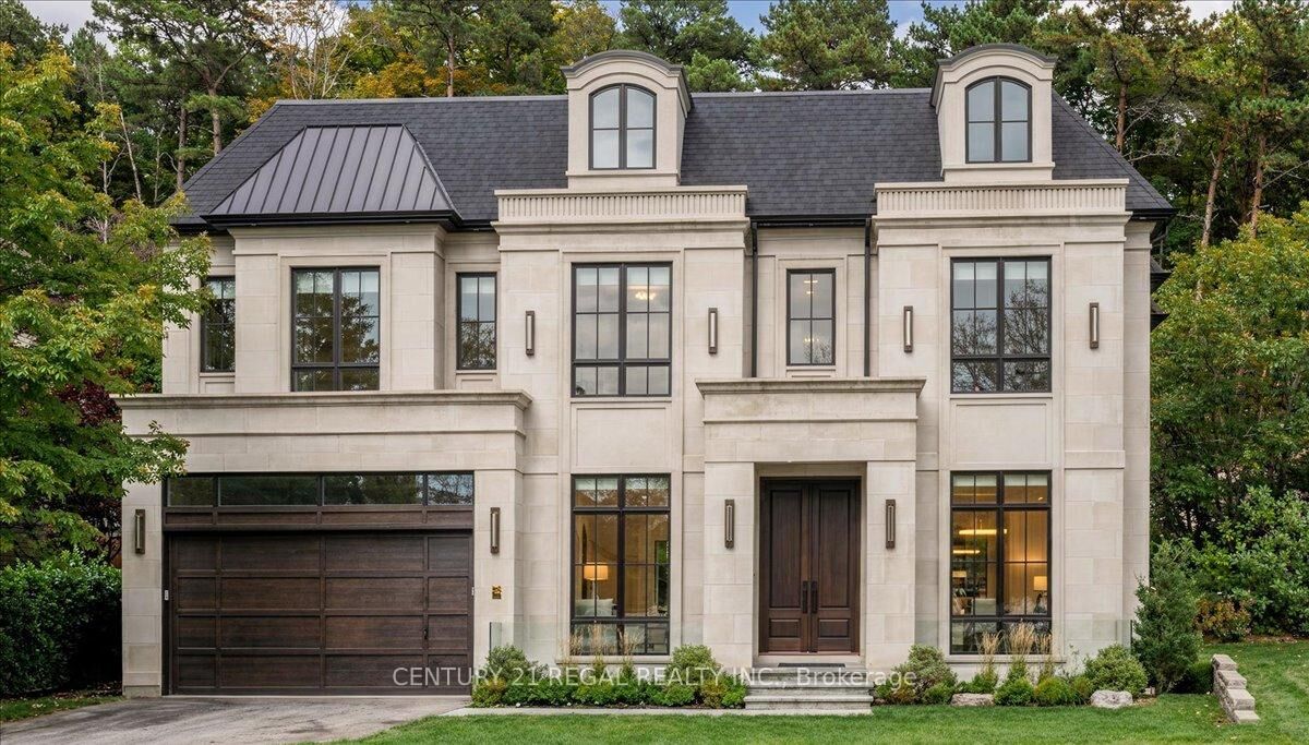 Property Photo: 11 Montressor Drive ON M2P 1Y9