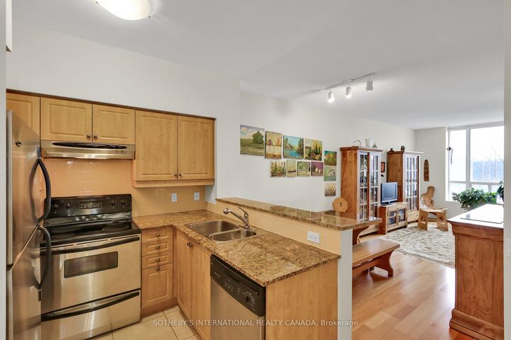 Property Photo:  481 Rosewell Avenue 407  ON M4R 2J1 