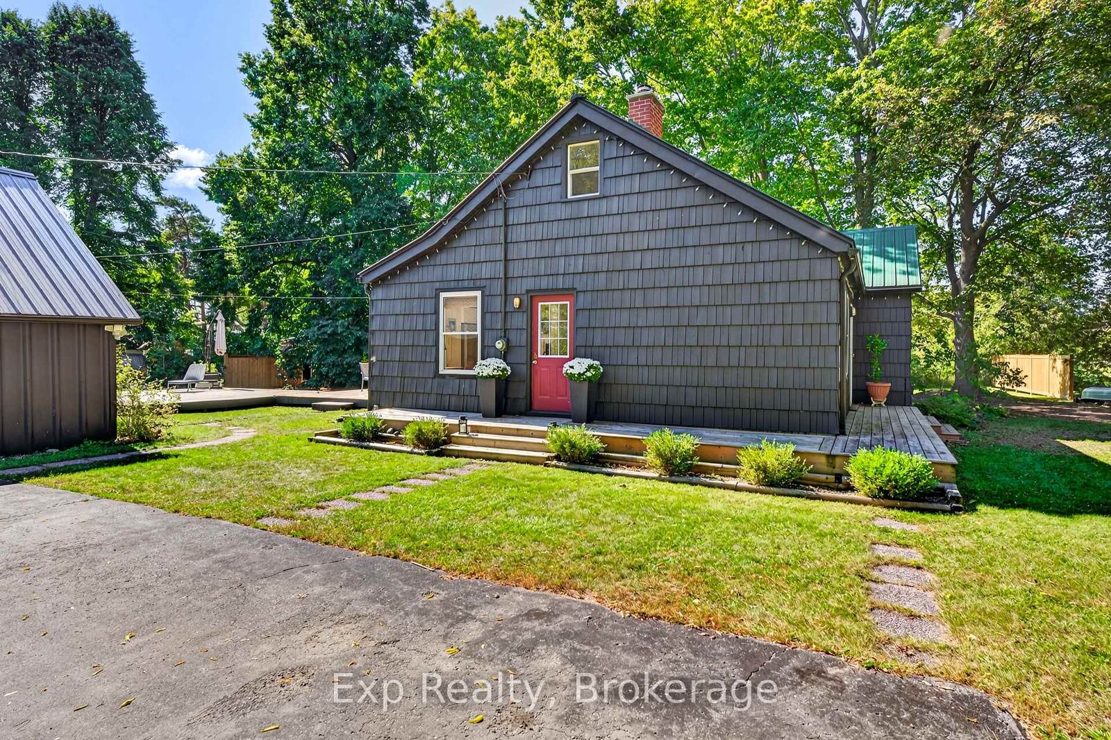 Property Photo:  22625 Loyalist Parkway 10  ON K8V 5P7 