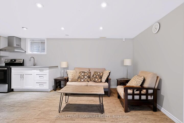 Property Photo:  66 Miramar Crescent Bsmt  ON M1J 1R6 