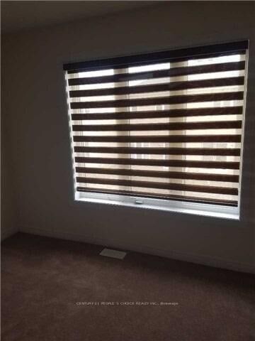 Property Photo:  38 Yardley Crescent Upper  ON L6X 5L7 