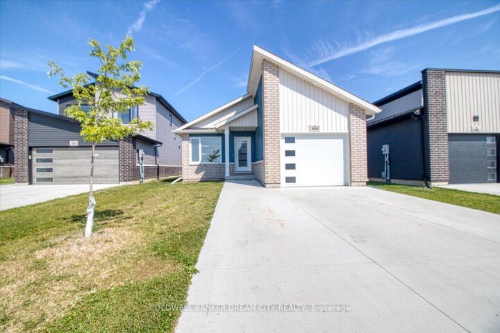 Property Photo:  100 Arrowhead Lane  ON N7M 0T2 