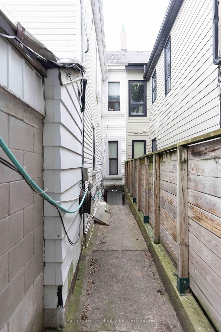 Property Photo: 210 Shaw Street Bsmt ON M6J 2W8