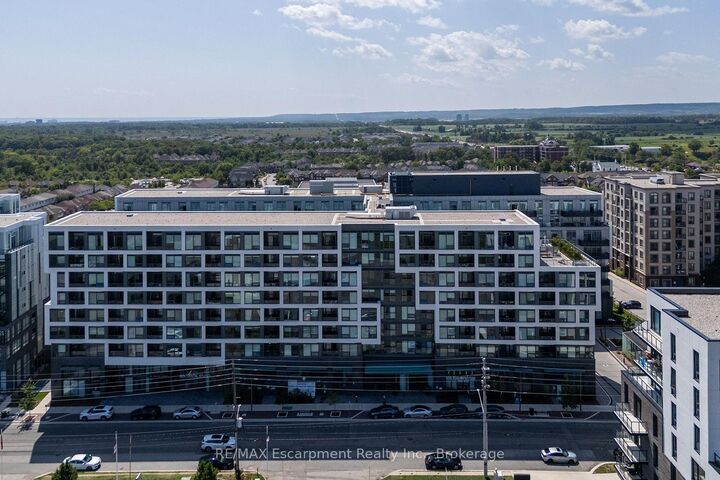 Property Photo:  2450 Old Bronte Road 707  ON L6M 4J2 