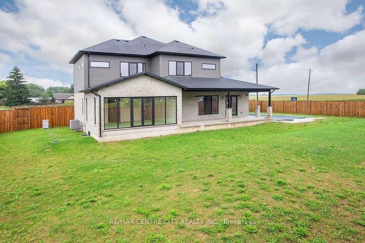 Property Photo:  1 James Street  ON N0L 1T0 