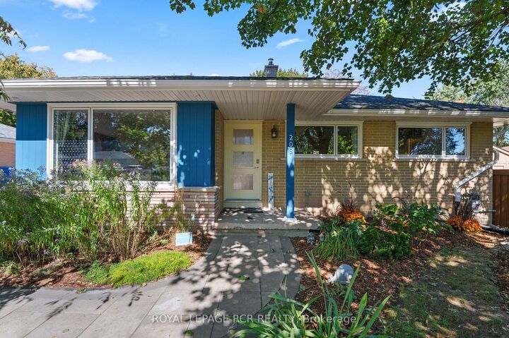 Property Photo:  203 Zina Street  ON L9W 1E9 
