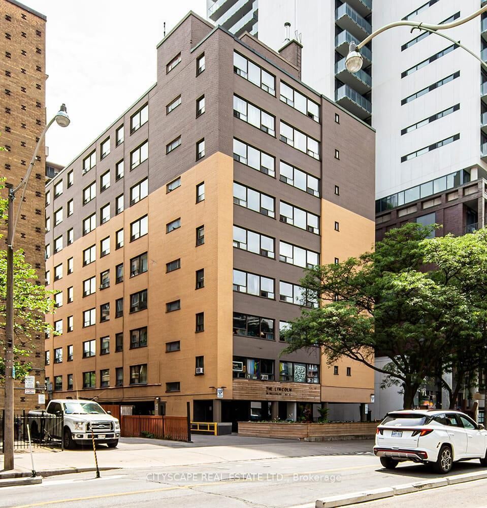Property Photo:  85 Wellesley Street E 609  ON M4Y 1H8 