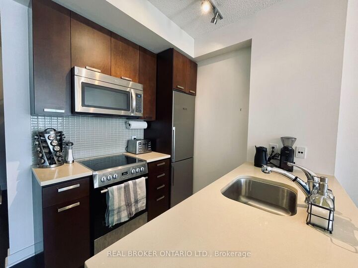 Property Photo:  295 Adelaide Street 3406  ON M5V 0L4 