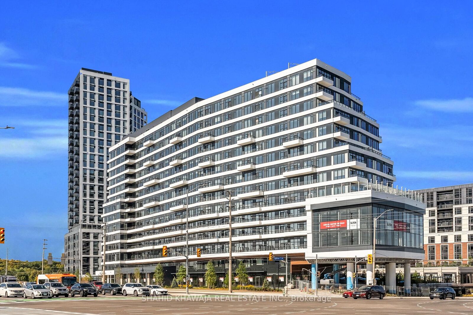 Property Photo:  2485 Eglinton Avenue W 1415  ON L5M 2T1 