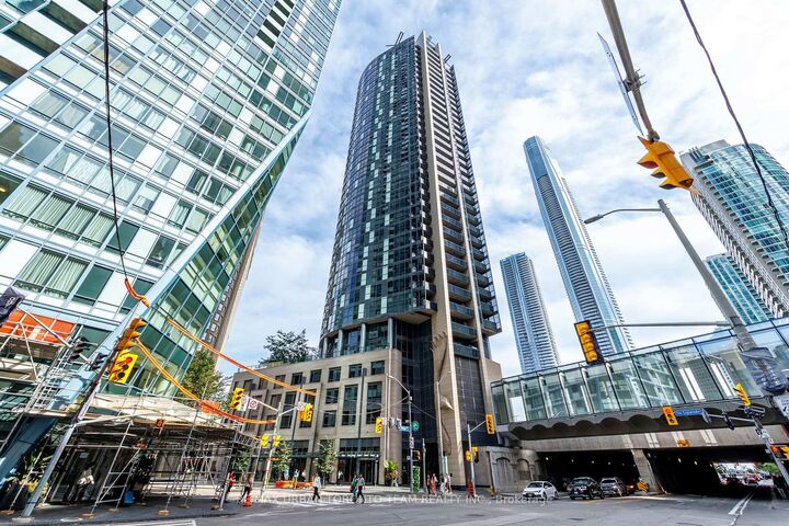Property Photo:  1 The Esplanade Avenue 2104  ON M5E 0A8 