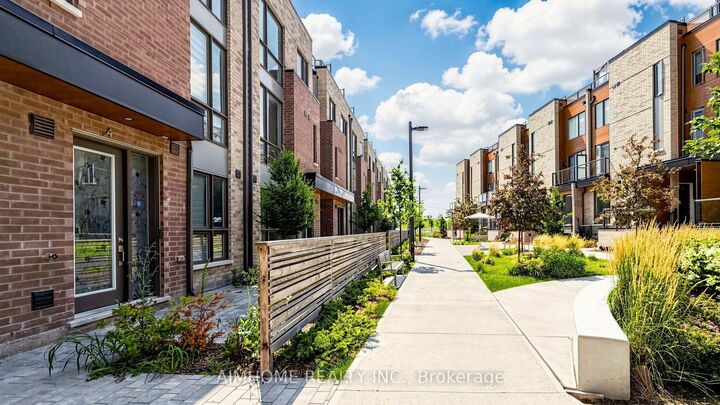 Property Photo:  88 Turtle Island Road 05  ON M6A 0E4 
