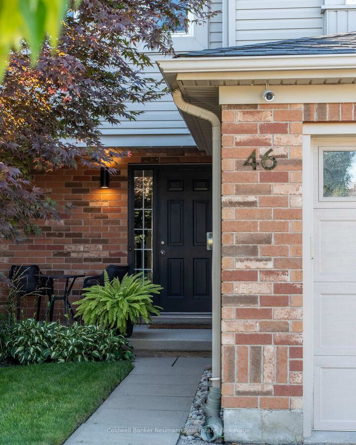 Property Photo:  46 Darling Crescent  ON N1L 1P8 