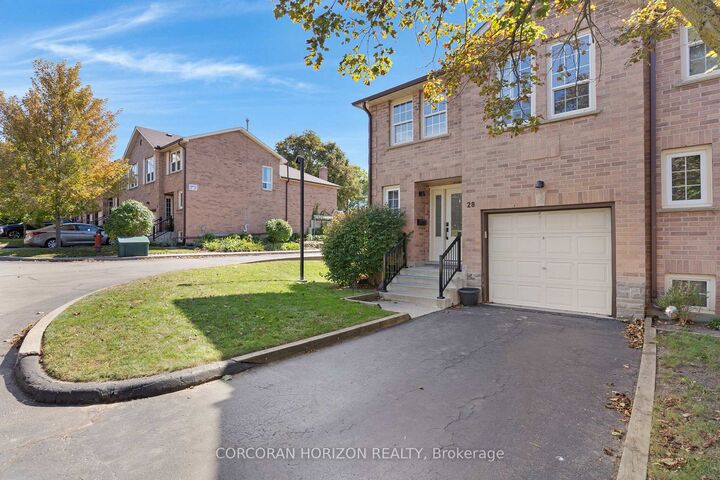 Property Photo:  375 Holiday Inn Drive 28  ON N3C 3P6 