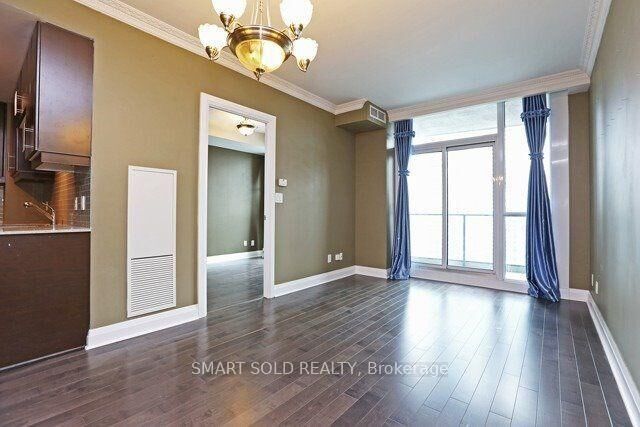Property Photo:  16 Harbour Street 4001  ON M5J 2Z7 