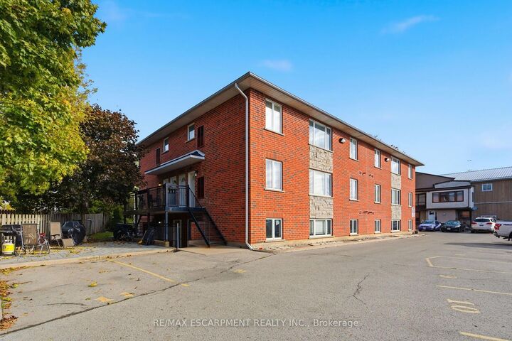 Property Photo:  111 Smits Cove N/A 302  ON L0R 2A0 